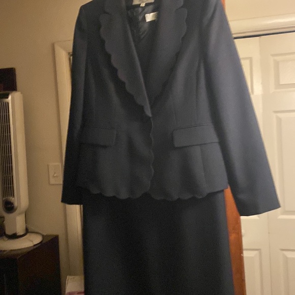 Two piece dress and sculptures jacket navy blue - Picture 4 of 11